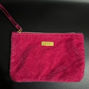 Ipsy Faux Fur Pouch/Wristlet-Berry Pink